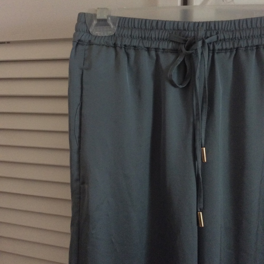 Wide leg pants